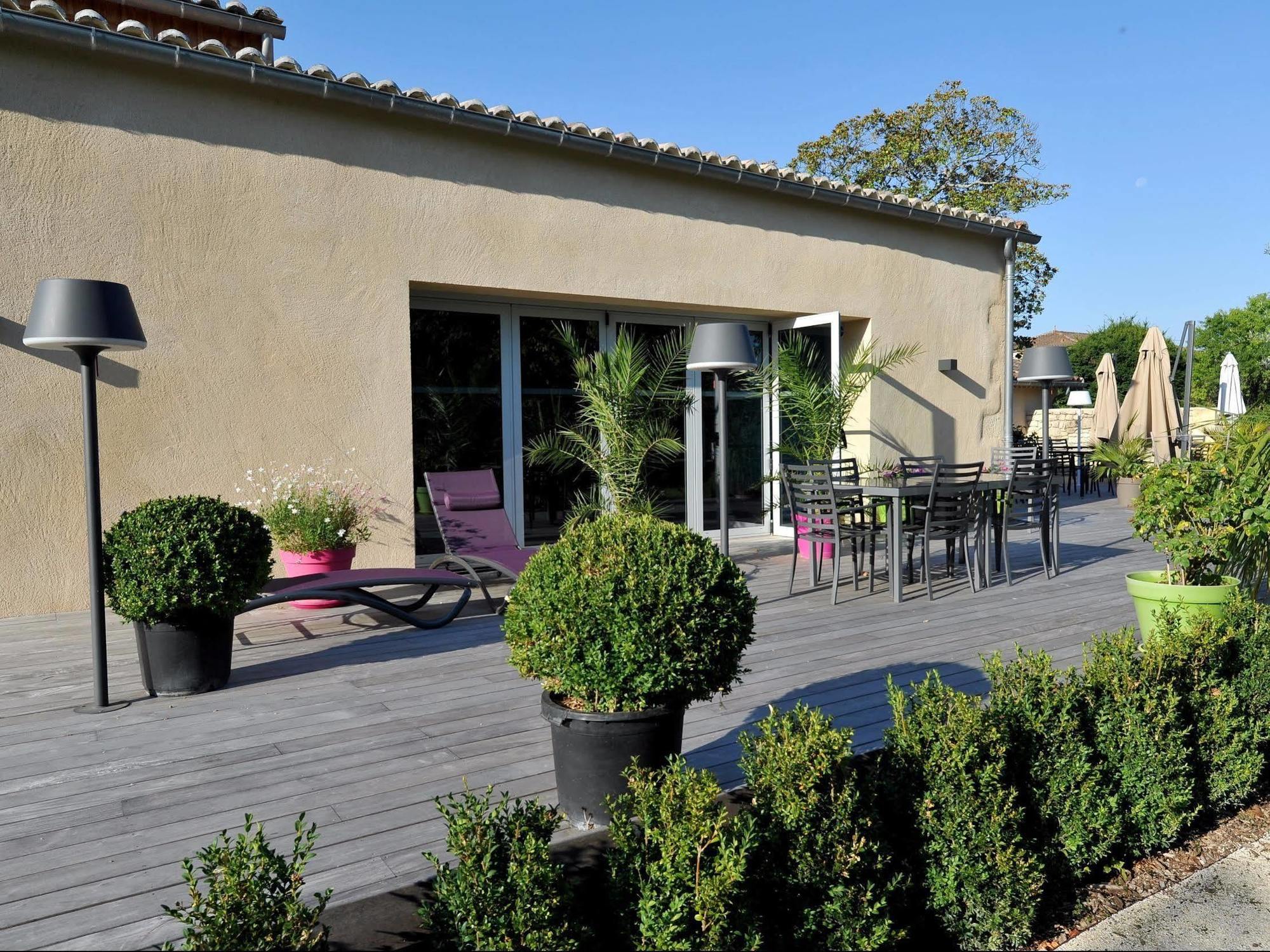 Logis- Hotel Spa Restaurant L'Epicurial Saint-Pey-de-Castets Buitenkant foto