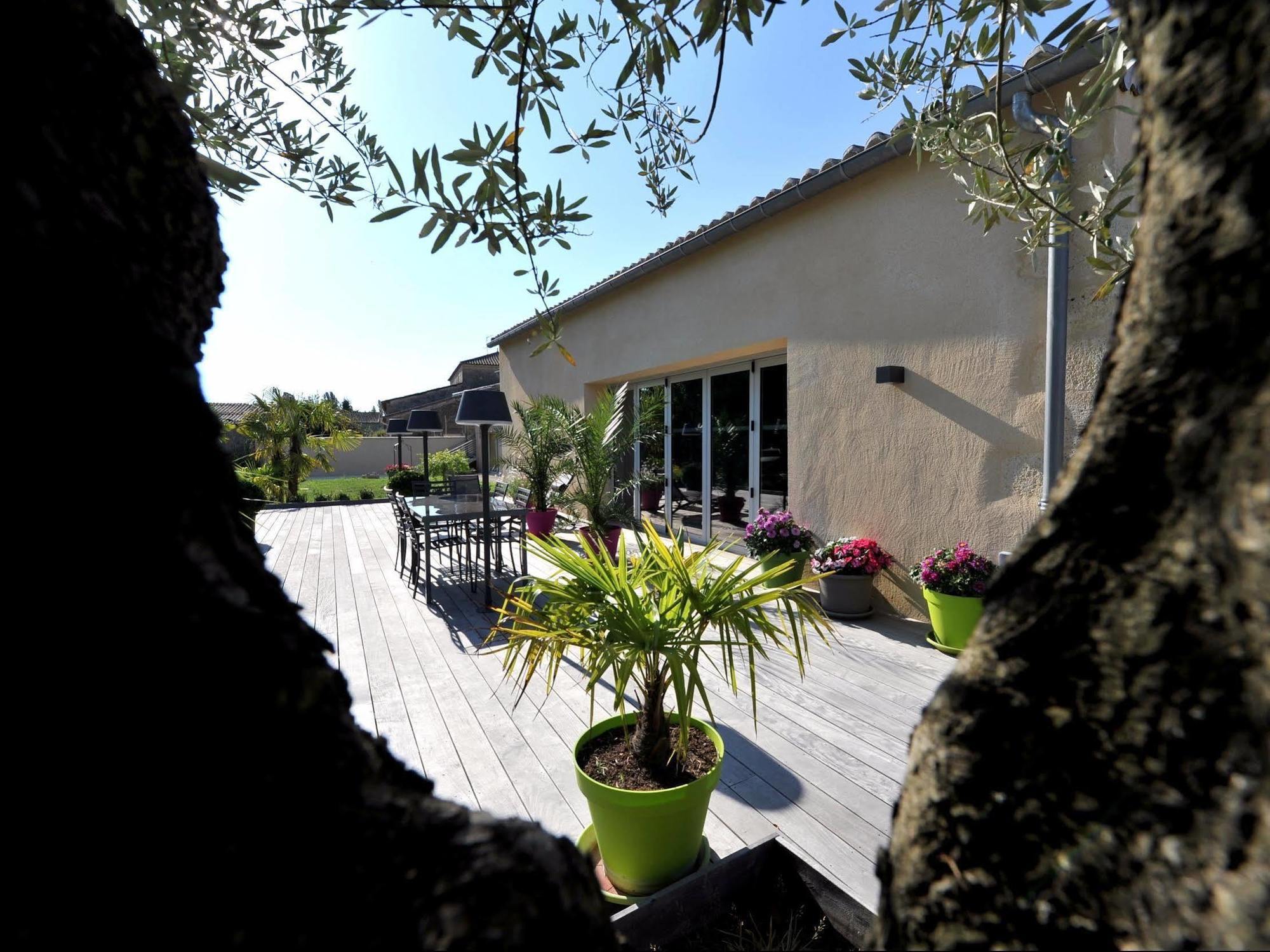 Logis- Hotel Spa Restaurant L'Epicurial Saint-Pey-de-Castets Buitenkant foto