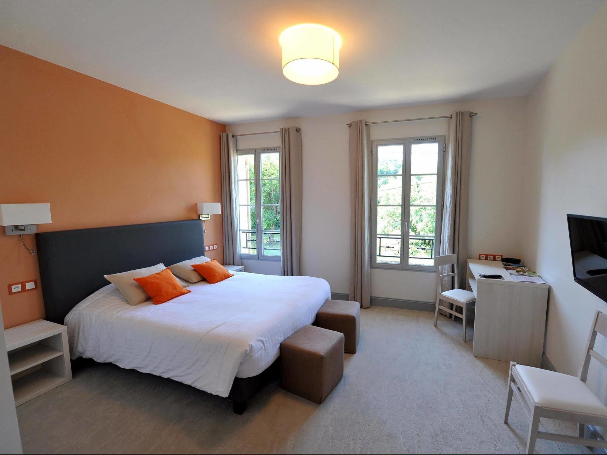 Logis- Hotel Spa Restaurant L'Epicurial Saint-Pey-de-Castets Buitenkant foto