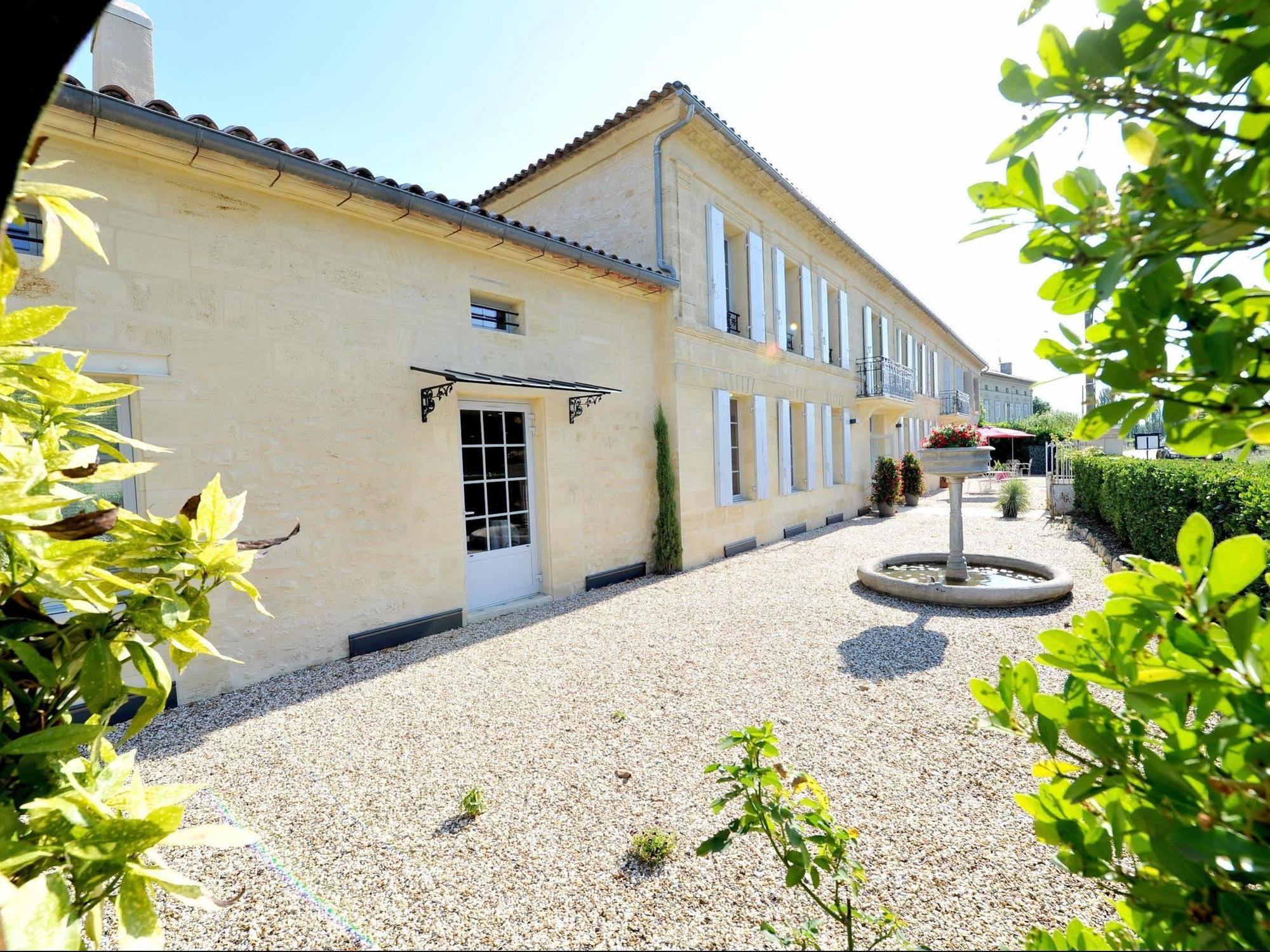 Logis- Hotel Spa Restaurant L'Epicurial Saint-Pey-de-Castets Buitenkant foto