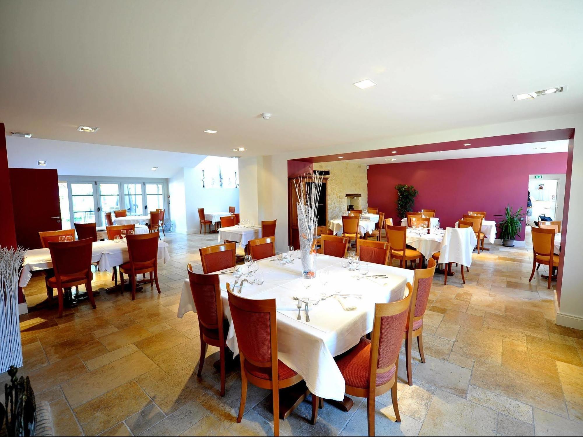 Logis- Hotel Spa Restaurant L'Epicurial Saint-Pey-de-Castets Buitenkant foto